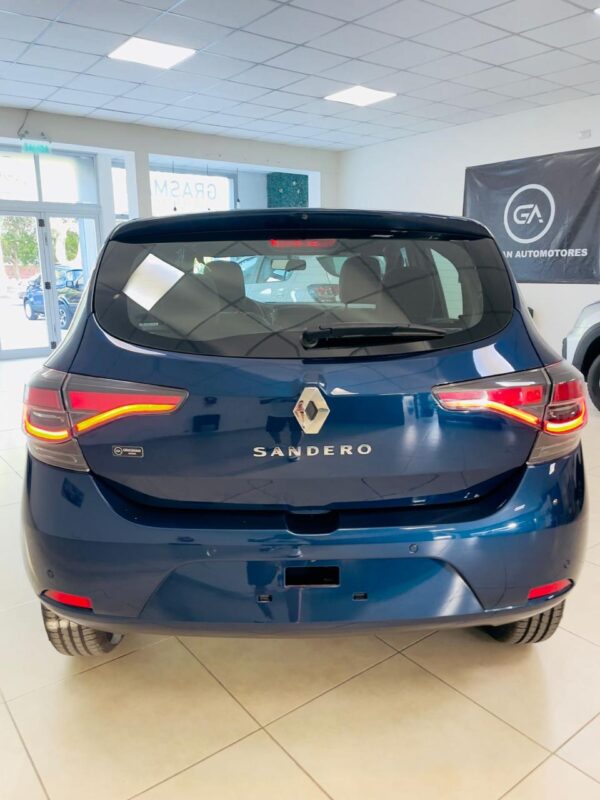 RENAULT SANDERO INTENS 0 KM - Image 8