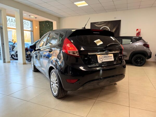FORD FIESTA TITANIUM 2015 - Image 9